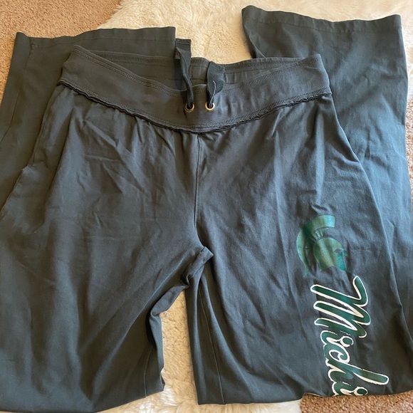 Pro Edge Pants - Michigan state gray sweatpants